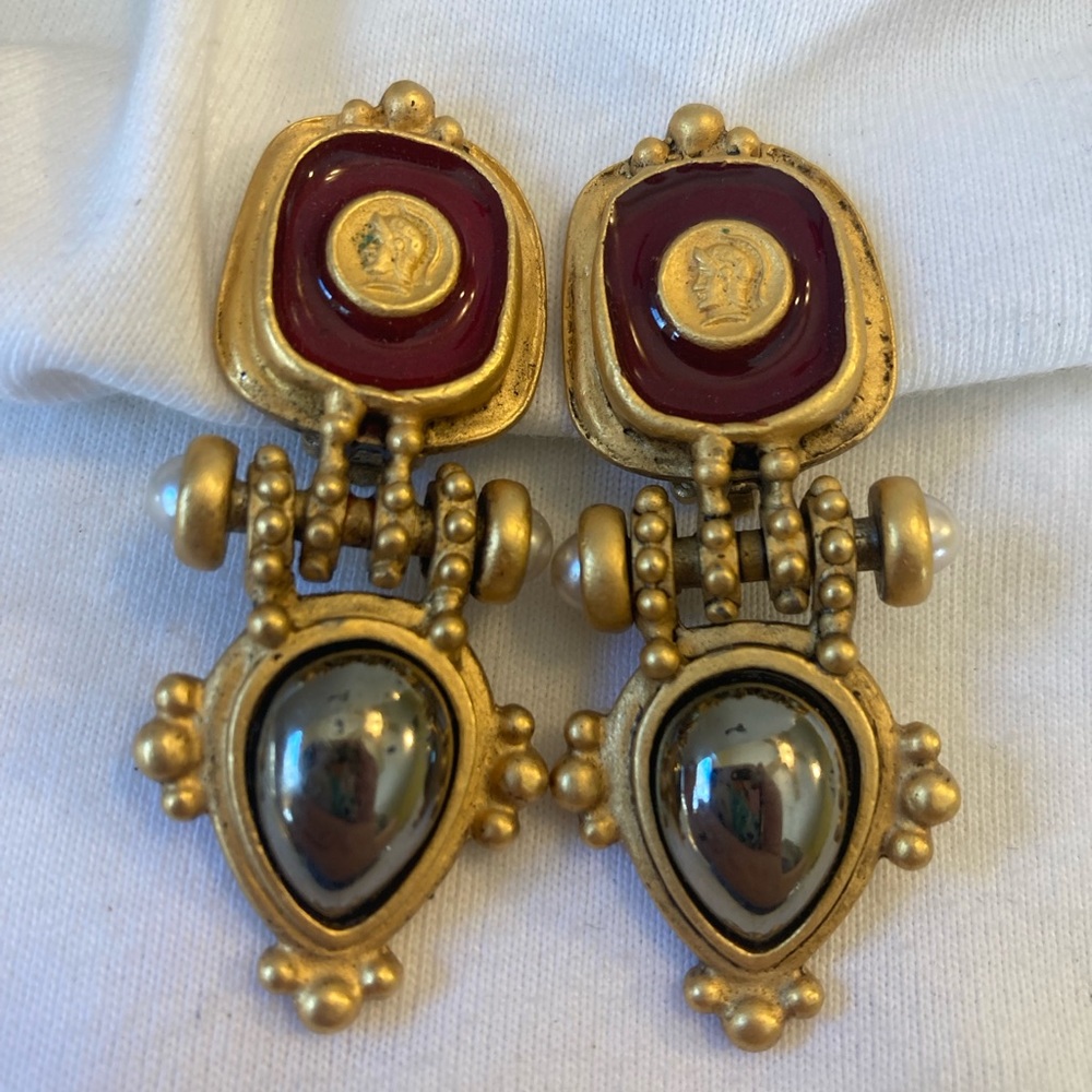 Etruscan Inspired Clip Earrings Faux Coin Neo Classical Vintage Intaglio Cameo - Picture 6 of 9